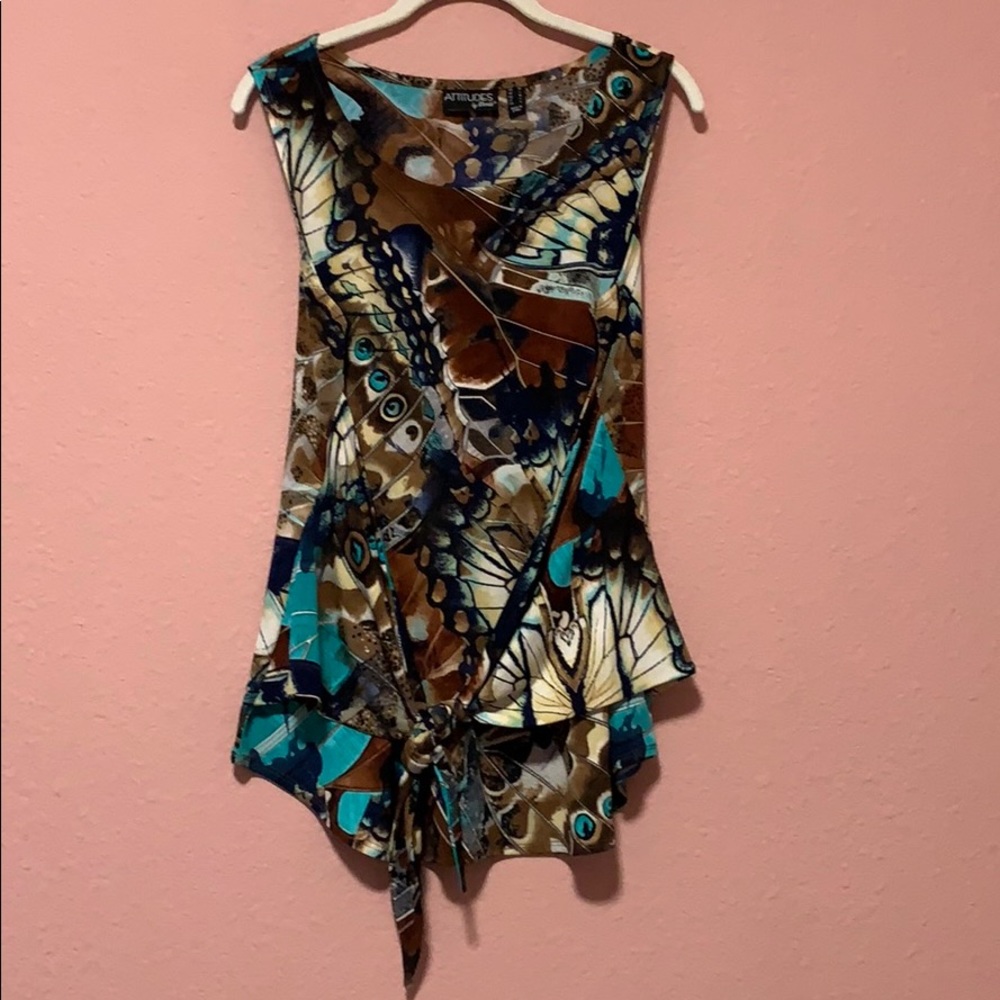 Attitudes by Renee medium butterfly top